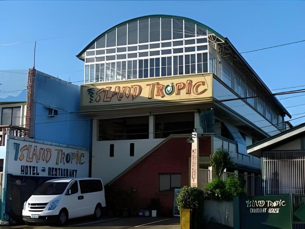 Island Tropic Hotel And Restaurant Alaminos Εξωτερικό φωτογραφία